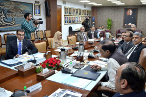 Federal Minister of Energy and Petroleum Mohammad Ali is receiving a briefing from the CEO of LESCO at WAPDA House.