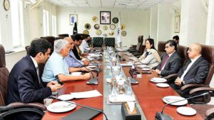 VC PIDE Dr. Nadeem ul Haque along with academia from PIDE called on the Commerce Minister Dr. Gohar Ejaz at the Commerce Ministry