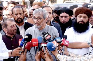 Caretaker Chief Minister Justice (retd) Maqbool Baqar leads Rabiul Awal procession at New Memon Masjid. Home Minister Brig (rtd) Haris Nawaz, Mayor Karachi Murtaza Wahab is accompanied by him