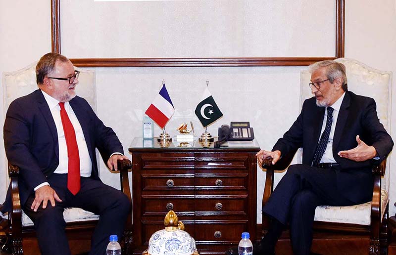 Caretaker Sindh Chief Minister Justice (Rtd) Maqbool Baqar meets with French Consul General Mr Alex Chahtahtinsky at CM House