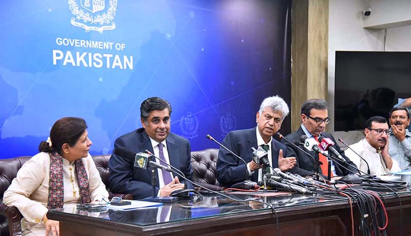 Caretaker Federal Minister for Information and Broadcasting, Murtaza Solangi, addressing a press conference along with Caretaker Federal Minister for Finance, Ms. Shamshad Akhtar, Caretaker Minister for Energy, Mr Muhammad Ali and Caretaker Federal Minister for Commerce, Gohar Ijaz