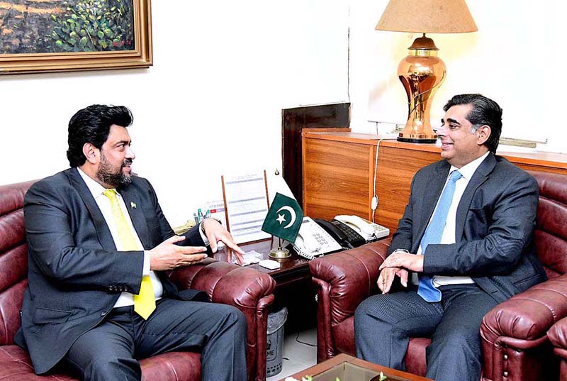 Governor Sindh, Kamran Khan Tessori meets with Federal Minister for Commerce, Industries and Production, Dr. Gohar Ejaz in Minister's Office
