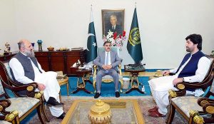 Balochistan’s Caretaker Minister for Inter Provincial Coordination, Mr. Asif -ur-Rehman called on Caretaker Prime Minister Anwaar -ul-Haq Kakar. Former Chief Minister Balochistan Mr. Jam Kamal Khan was also present