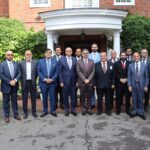 PM invites overseas Pakistanis to take advantage of investment opportunities in Pakistan