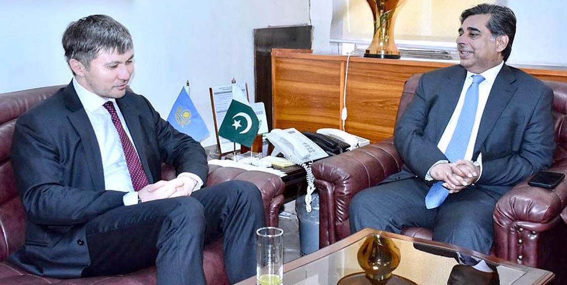 Pakistan, Kazakhstan