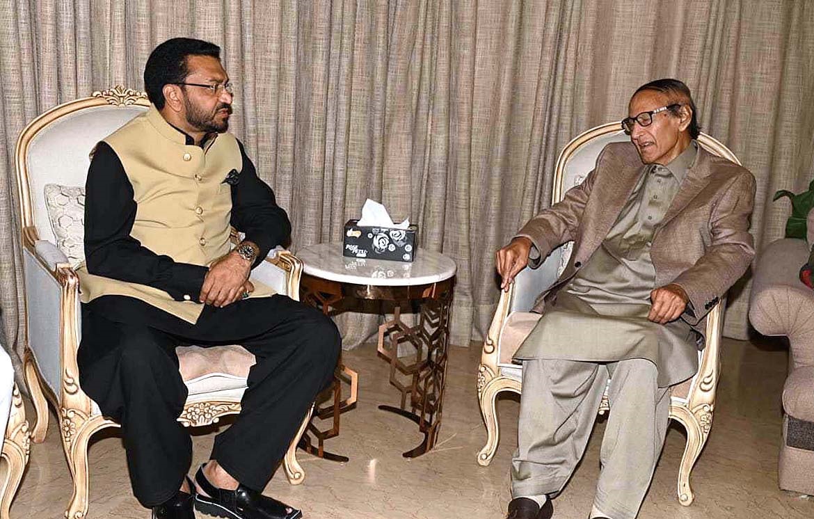 Khalil meets Ch Shujaat