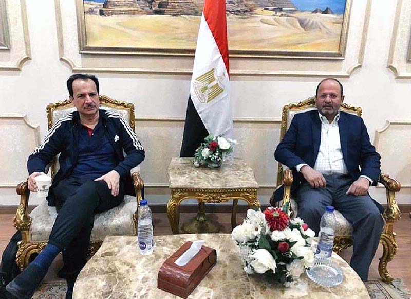 Egypt Ambassador Sajid Bilal receives Federal Minister for National Health services Dr. Nadeem Jan upon arrival at Cairo airport