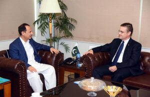 Ambassador of Cuba called on Federal Health Minister Dr Nadeem Jan in his office.