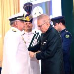 President Dr Arif Alvi conferring the award of Nishan-e-Imtiaz (Military) upon the Chief of Naval Staff, Admiral Naveed Ashraf, at a special investiture ceremony held at Aiwan-e-Sadr.