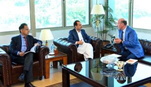 UNFPA representative in Pakistan called on Dr. Nadeem Jan, Caretaker Federal Health Minister.