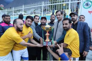Advisor to CM Gilgit-Baltistan on Information Eman Shah giving away trophy to Winner team captain during the prize distributing ceremony of Inter Club Open Hockey Championship