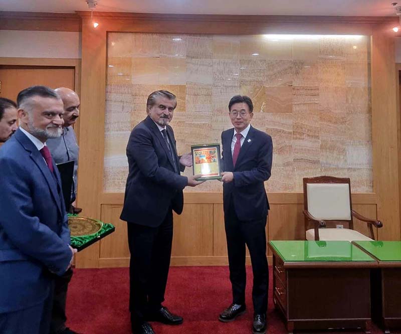 Caretaker Federal Minister for National Heritage and Culture Jamal Shah addressing the migrant Multi-Cultural festival in South Korea