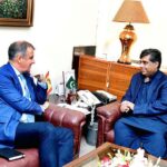 Spanish Ambassador H.E. Jose A. de Ory meeting with the Minister for Commerce and Industry, Dr. Gohar Ejaz at the Commerce Ministry to discuss bilateral trade.