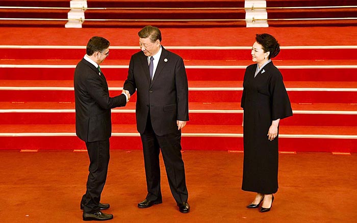 Chinese President Xi Jinping and First Lady, Madame Peng Liyuan welcomed Caretaker Prime Minister Anwaar-ul-Haq Kakar upon his arrival at Great Hall of the People to attend the banquet hosted by President Xi Jinping in honor of the leaders of the countries participating in the 3rd Belt and Road Forum