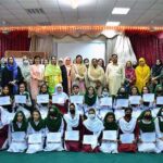 VC SBBWU Prof. Dr. Safiya Ahmed, Principal GGDC Bacha Khan Ms. Zoobia and Additional director HED Zahir Ali Shah in a group photo with other officials and students during one day workshop on Climate Justice at GGDC Bacha Khan Kohat road.