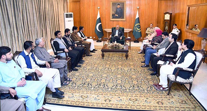 A delegation from Khyber Pakhtunkhwa, working for the promotion of Hindko language, called on President Dr. Arif Alvi, at Aiwan-e-Sadr