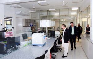 Caretaker Federal Health Minister Dr. Nadeem Jan visited Regional blood Centre Chak Shahzad
