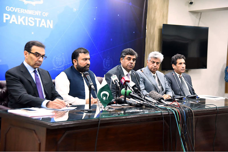Caretaker Federal Ministers for Interior Sarfraz Ahmed Bugti, Information & Broadcasting Murtaza Solangi, Commerce, Dr. Gohar Ejaz & Power & Petroleum Muhammad Ali addressing a joint Press Conference
