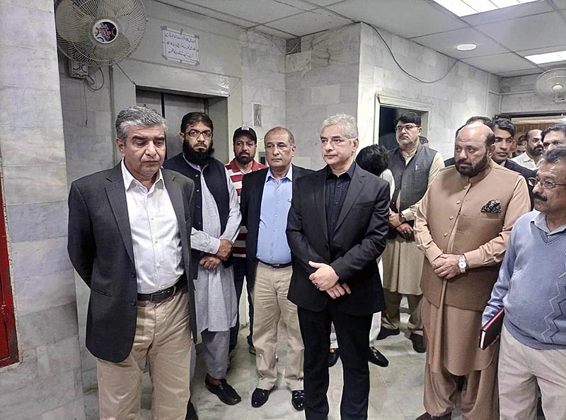 Federal Secretary Ministry of Housing and Works, Dr. Shahzad Khan Bangash during his visit to Shaheed-e-Millat Secretariat Islamabad. Other senior officers of the Housing Ministry are also present