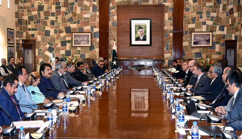 Caretaker Sindh Chief Minister Justice (rtd) Maqbool Baqar and the World Bank delegation led by its Country Director Mr. Najy Benhassine discuss the progress of World Bank-funded projects in their meeting at CM House