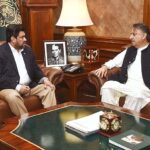 Governor Sindh Kamran Khan Tessori meets with Governor Balochistan Abdul Wali Khan Kakar at Governor House