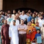 A group photo of Mayor Karachi Murtaza Wahab along with the employees who received the appointment letter under death quota in Municipal Corporation.
