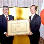 On behalf of the Government of Japan, the Ambassador of Japan to Pakistan, Mr. WADA Mitsuhiro confers the Imperial decoration “The Order of the Rising Sun, Gold and Silver Star” on former Ambassador of the Islamic Republic of Pakistan to Japan, Mr. Imtiaz Ahmed, in recognition of his significant contribution towards strengthening friendship, culture and economic relations and mutual understanding between Japan and Pakistan.