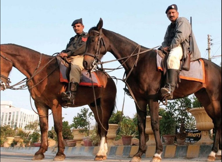 Citizens join horse riding training course at Police Line DG Khan