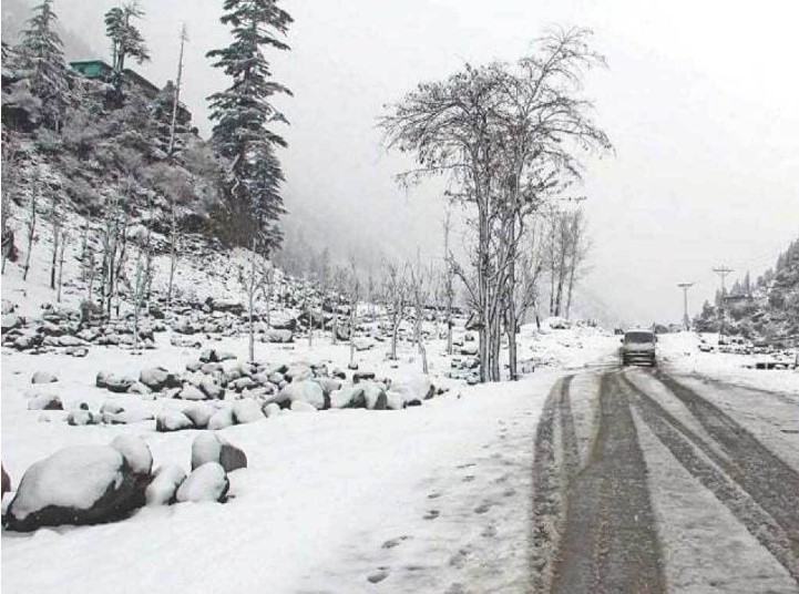 Naran Snowfall