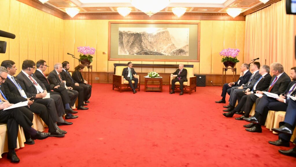 PM Kakar, Putin review bilateral cooperation in connectivity, trade & investment