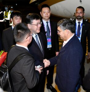 Caretaker PM arrives in Beijing to red carpet welcome