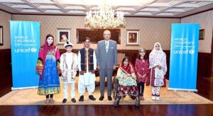 President Dr. Arif Alvi meeting with a delegation of children representing four provinces, Gilgit-Baltistan and Azad Jammu and Kashmir nominated by the United Nations Children's Fund (UNICEF) at Aiwan-e-Sadr.