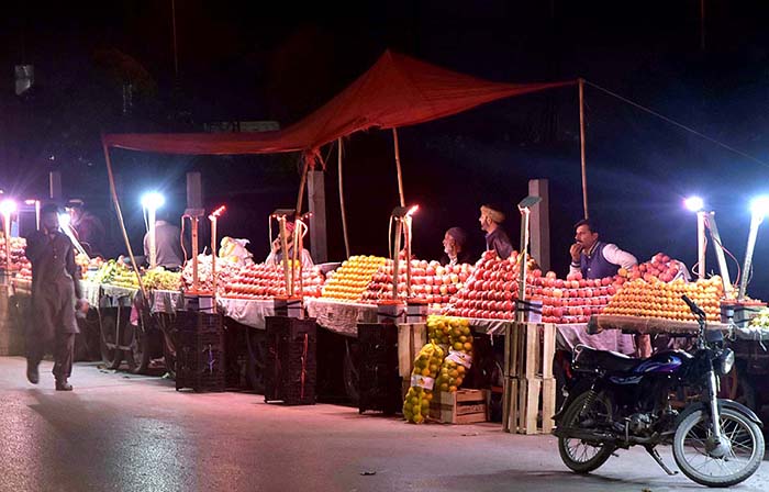 Vendors waiting for customers to sell fruits at KhanaPul