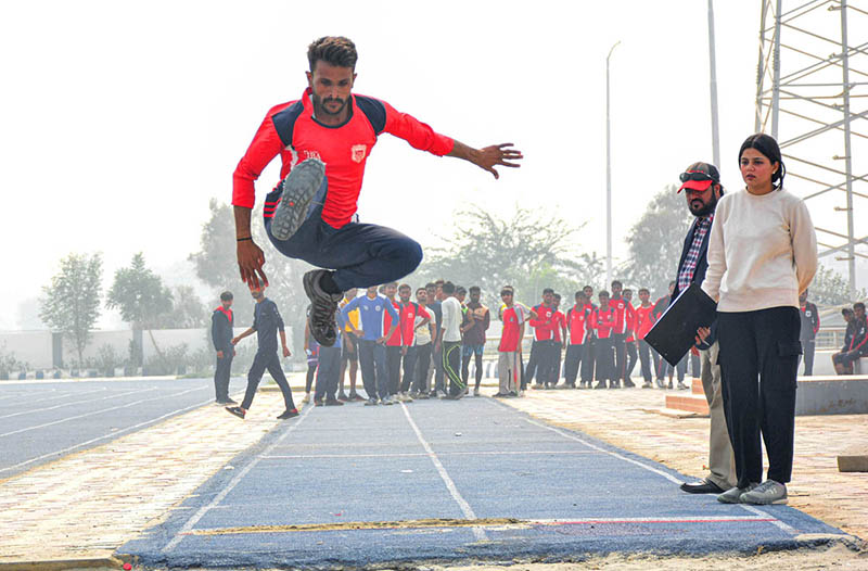 Girls Athletes participating in a race during trial of Sindh Athletes team for national athletes championship 2023 at public school