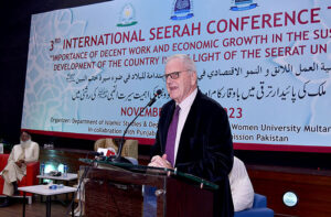 Professor Dr. Herman Vourgh addressing the 3rd international Seerah conference at Women's University Kachehry.