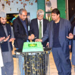 Caretaker Federal Minister for Information and Broadcasting, Murtaza Solangi along with Caretaker CM Punjab Mohsin Raza Naqvi cutting the 59th Anniversary cake of PTV Lahore Center