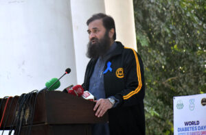Governor Punjab Muhammad Baligh-ur-Rehman addressing on the occasion of World Diabetes Day at Governor House.