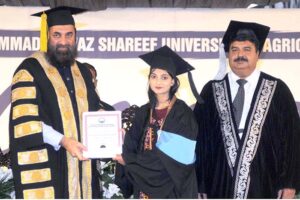 Governor of Punjab Muhammad Baligh Ur Rehman awarding medals and certificates among the position holder students during the 3rd Convocation of the Muhammad Nawaz Shareef University of Agriculture