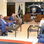Dr. Tauqeer Hussain Shah, the Executive Director (designate) World Bank called on the Minister for Finance, Revenue and Economic Affairs, Dr. Shamshad Akhtar at the Ministry of Finance to bid fare-well upon the end of his assignment in the country