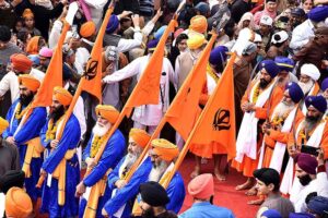 A large number of Sikh yatrees performing her religious rituals on the occasion of 554th birth anniversary of Guru Nanak Dev in Nankana Sahib, Guru Nanak was the founder of the religion of Sikhism and the first of ten Sikh Gurus. His birth is celebrated worldwide as Guru Nanak Gurpurab on Kartik Pooranmashi, the full-moon day in the month of Katak
