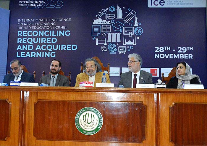 Federal Minister Madad Ali Sindhi attended the opening ceremony of International Conference on “Revolutionizing Higher Education: Reconciling required and Acquired Learning" by IIUI.