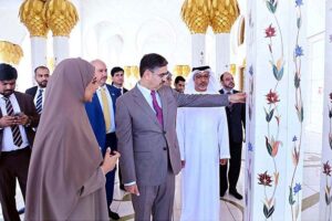 The Caretaker Prime Minister Anwaar-ul-Haq Kakar visits the Sheikh Zayd Grand Mosque