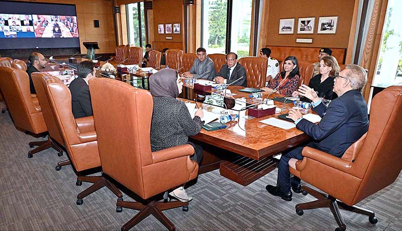 President Dr. Arif Alvi chairing a follow-up-meeting on mental health issues in Pakistan, at Aiwan -e- Sadr