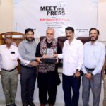 Ameer of Jamaat-e-Islami Karachi Hafiz Naeem ur Rehman is being presented a souvenir by president Karachi Press Club (KPC), Saeed Sarbazi and Secretary Shoaib Khan along with others after addressing the meet the Press