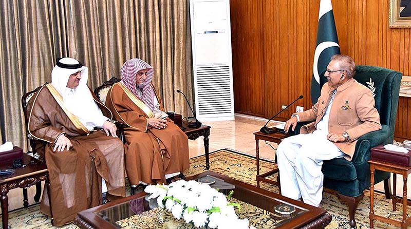 President Dr. Arif Alvi in a meeting with Imam Khatib of Masjid Al-Haram and Advisor at Saudi Royal Courts of Saudi Arabia, Dr. Saleh bin Abdullah Humaid, at Aiwan-e-Sadr