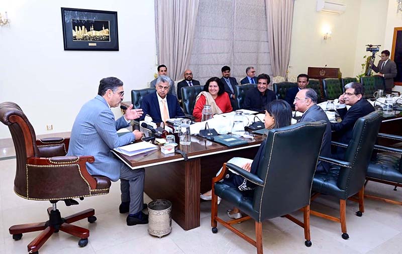 A delegation of All Pakistan Newspapers Society calls on the Caretaker Prime Minister Anwaar-ul-Haq Kakar