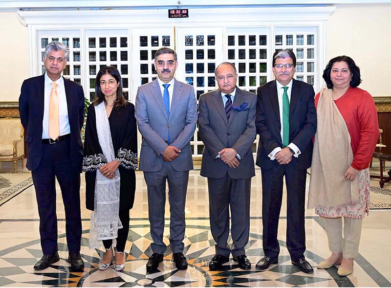 A delegation of All Pakistan Newspapers Society calls on the Caretaker Prime Minister Anwaar-ul-Haq Kakar