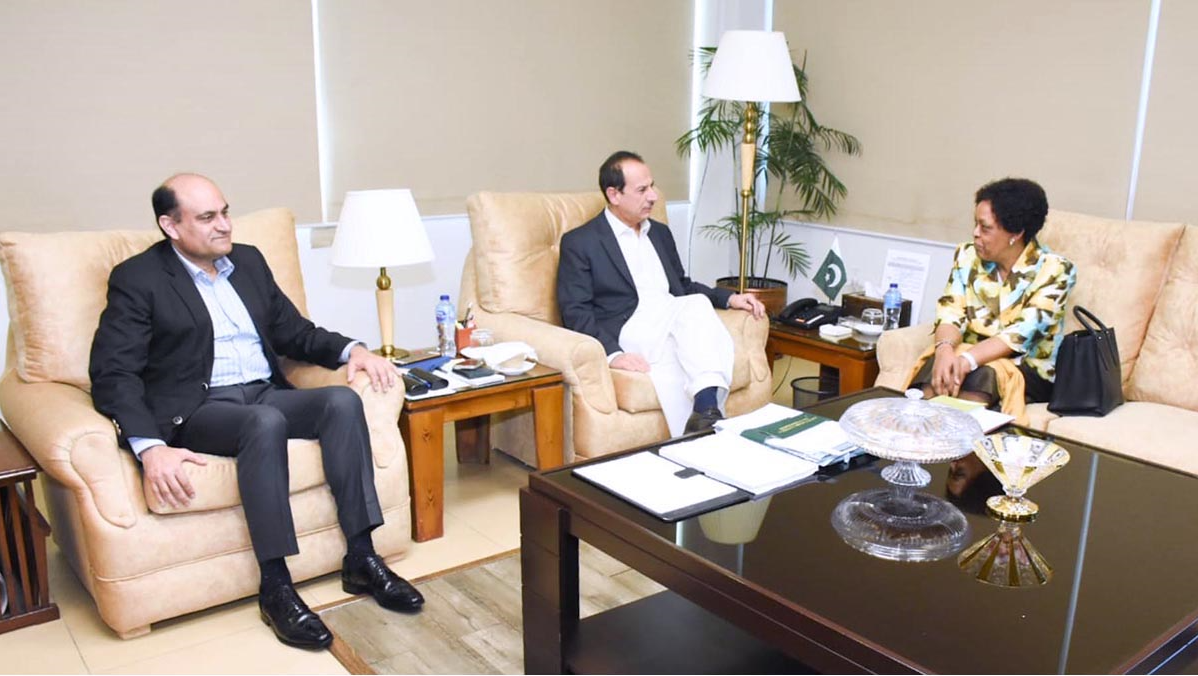 Pak, Kenya resolve to strengthen health sector cooperation