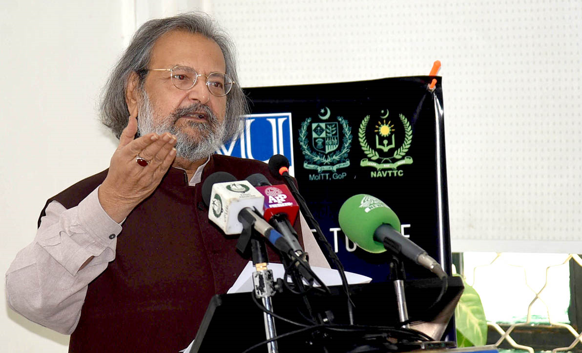 Education minister stresses need to promote PM's Youth Skills Development Programme