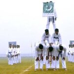 01- An attractive and eye catching view of flowers blooming at Rawal lake as the Autumn season starts in the Federal Capital. APP Photo by Irshad Sheikh